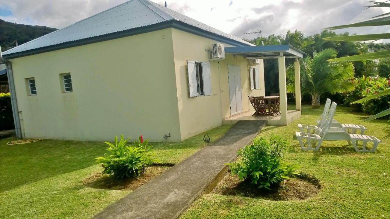 Les Bungalows Du Mont-Auban Sainte-Clotilde Exterior foto